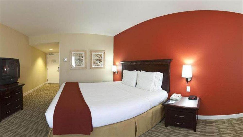 Holiday Inn Express Redwood City Central By Ihg Exterior photo